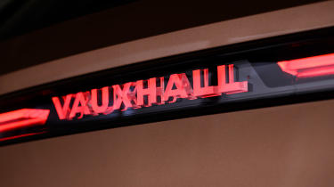 Vauxhall Grandland light up text