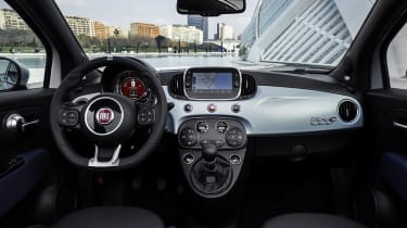 Fiat 500C interior