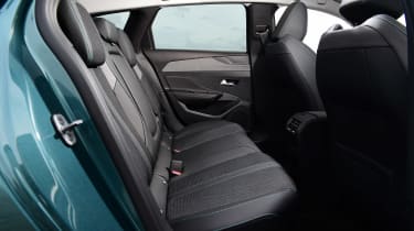 Peugeot 308 SW - rear seats