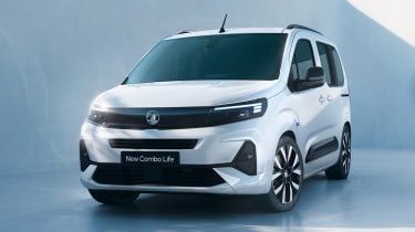 Vauxhall Combo Life Electric static front-quarter