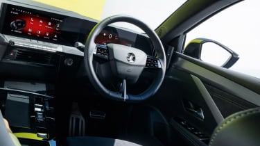 2023 Astra GSe hatchback and sport tourer interior