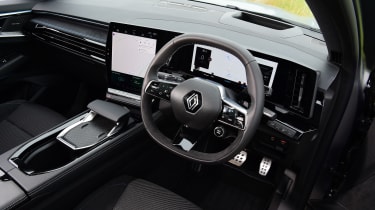 Renault Austral UK steering wheel