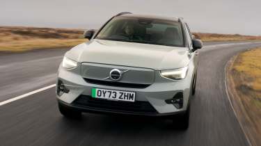 Volvo XC40/EX40 front tracking