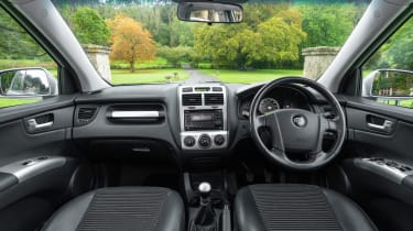 Kia Sportage Mk2 interior