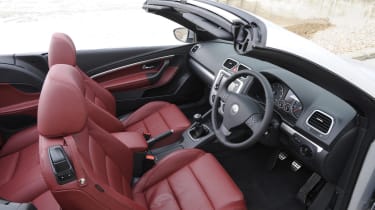 Volkswagen Eos - interior