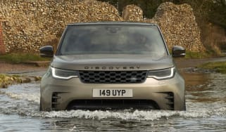 Land Rover Discovery Sport SUV