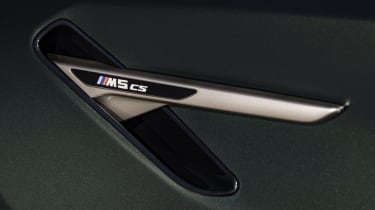 2021 BMW M5 CS - side gills 