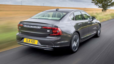 Volvo S90 driving - rear