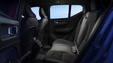 Volvo XC40 facelift rear seats