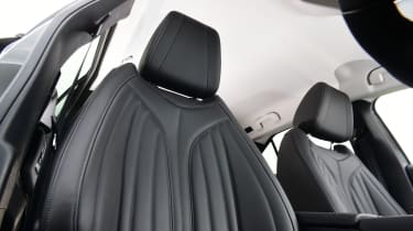 DS 4 hatchback UK front seats