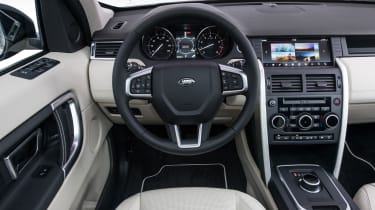 The automatic gearbox selector is a dial that sits in the centre console