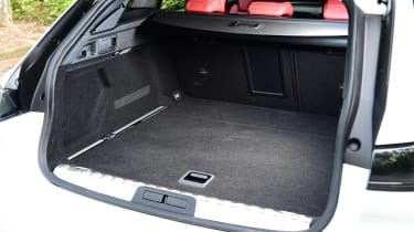 Peugeot 508 SW estate boot