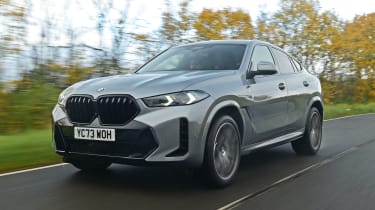 BMW X6 facelift UK drive front quarter