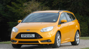 ford focus 2012 isofix