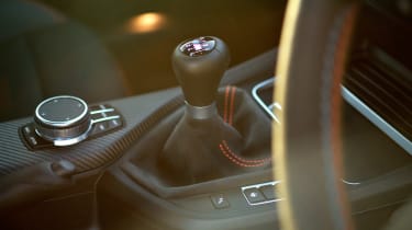 BMW M2 gear lever